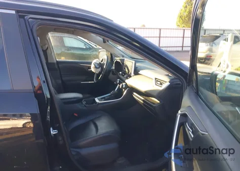 2019 Toyota Rav4 Xle Premium z USA, uszkodzony, nr VIN 2T3A1RFV4KC013276